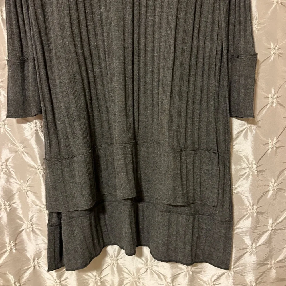 Free People Heathered Gray Ribbed Tunic Top Turtleneck Side Slits Knit Sweater
